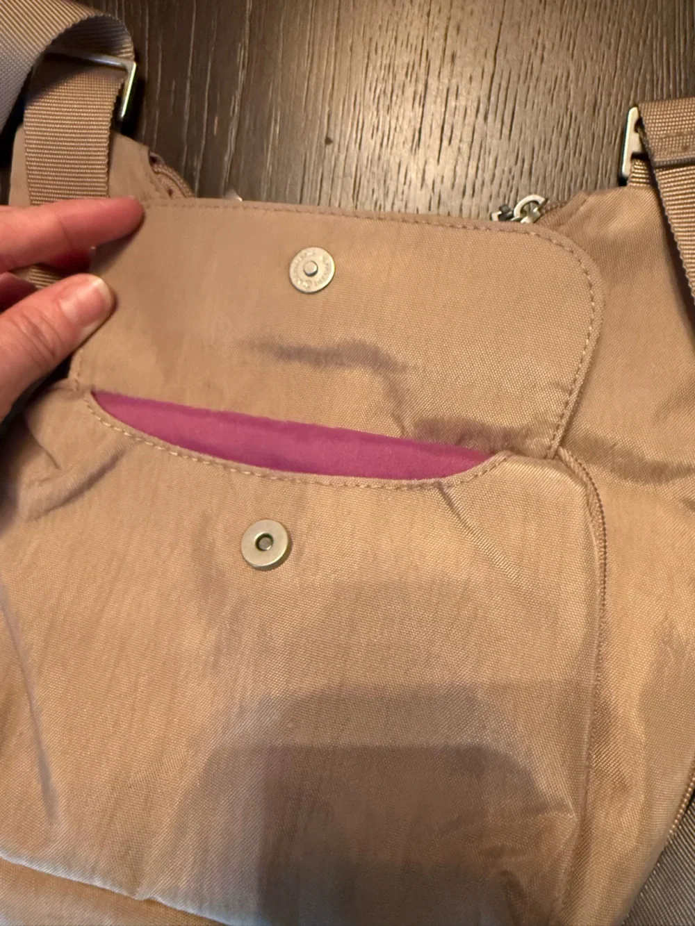Baggallini Beige Crossbody Bag - Picture 7 of 10